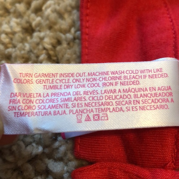 Beautiful red sequin top - Picture 4 of 4